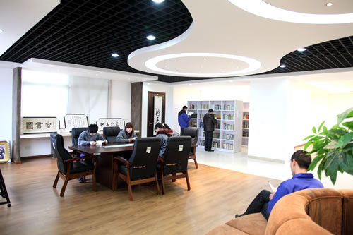 �Ϻ������y�T(m��n)�S�����F(tu��n)�����޹�˾���D��(sh��)��