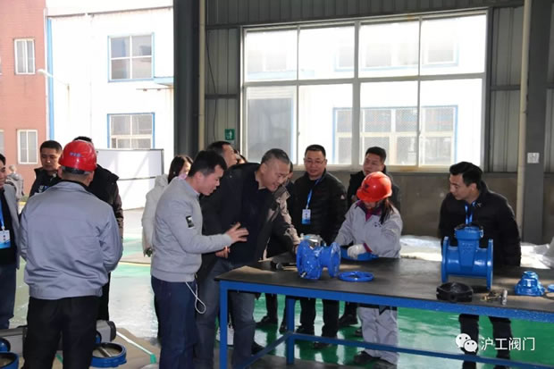 �Ϻ������y�T�S2019���һ��ȫ�����N����Ӗ�����D8��