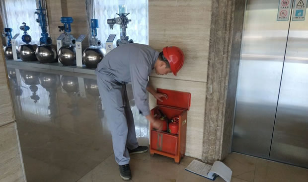 �Ϻ������y�T�S�M���_չ�����ݾ��c��ȫ��z���ӣ��D6��